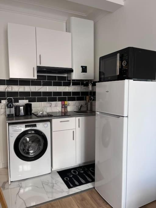 Appartement T2 Aux Portes De Paris Asnières Exterior foto